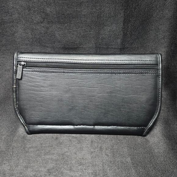 CD Projects Black Folding Carrying Case w/ Zippered Pocket Holds 20 CD's - Picture 4 of 7